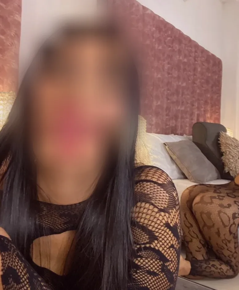 Jacqueline, 24