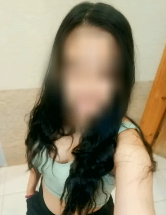 Marie, 29